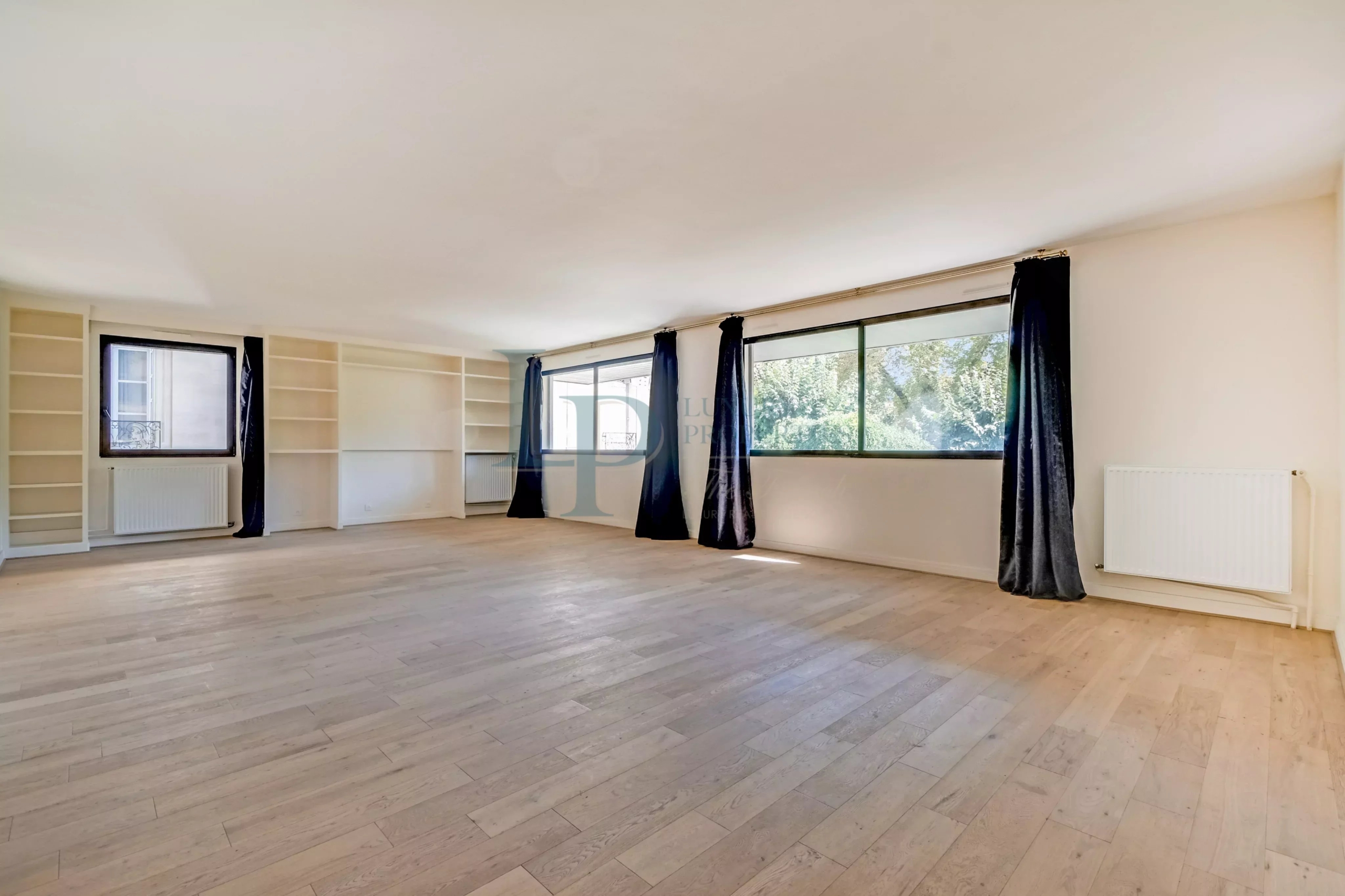 EXCLUSIVIDAD — Avenida Foch — París XVI — Apartamento de recepción de 138m2 — Residencia segura — Bodega y parking