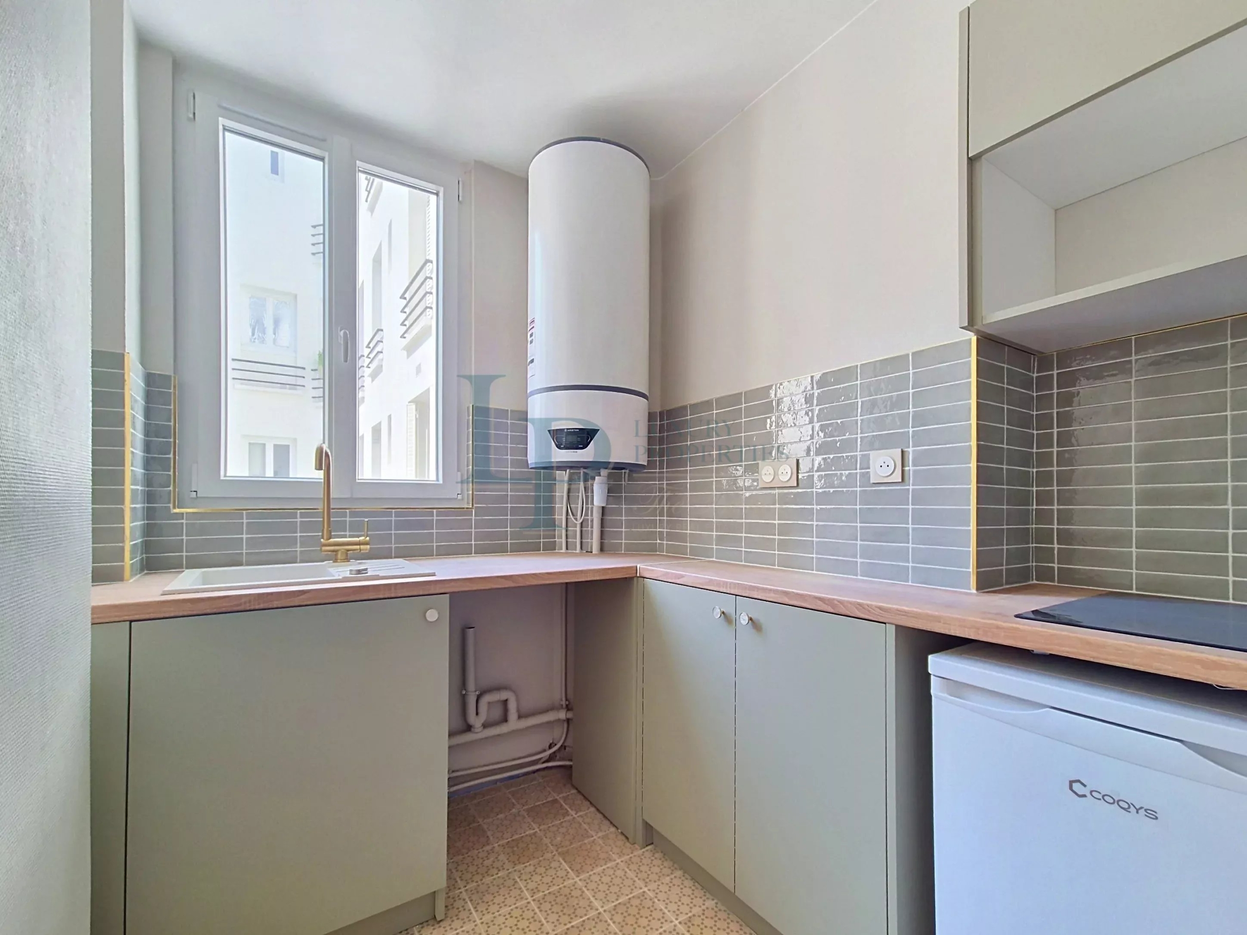 2f284e0f2f3c9b18e006244691b9a282_a664760ee8_2896-original-47152-0.jpg PARIS 14th – BELLE PLAISANCE – 2 exceptional rooms