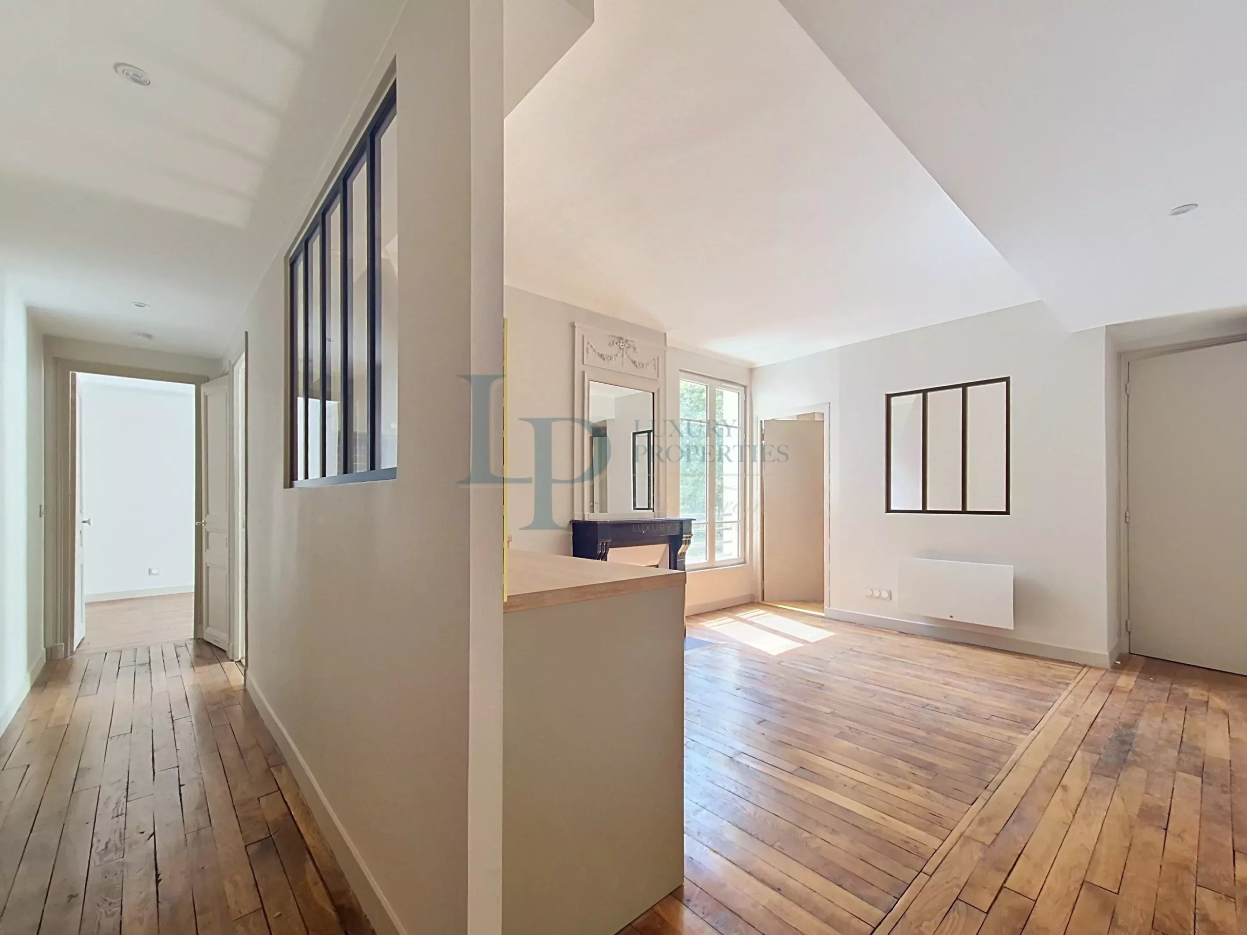 2fabac40d1bec832bde58ca8d9b92f1e_5ebab74b2a_2896-original-47192-0.jpg PARIS 14th – BELLE PLAISANCE – 3 exceptional rooms
