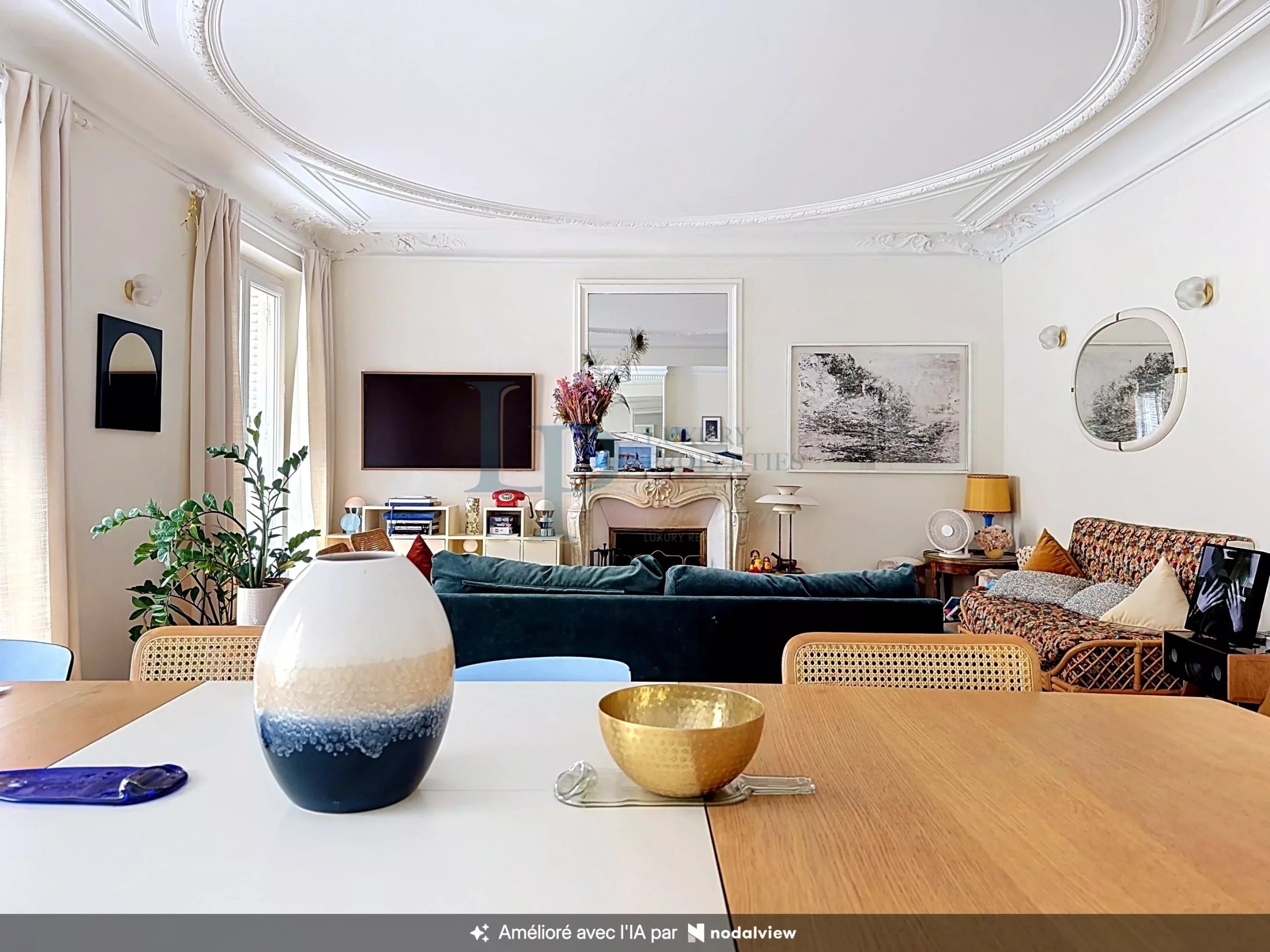 4826afc81cb566a79109de8f4a8932f9_d26a89b4f1_2896-original-46309-0.jpg PARIS VIII – EUROPE / VILLIERS – appartement de 4 pièces – entièrement rénové – au calme