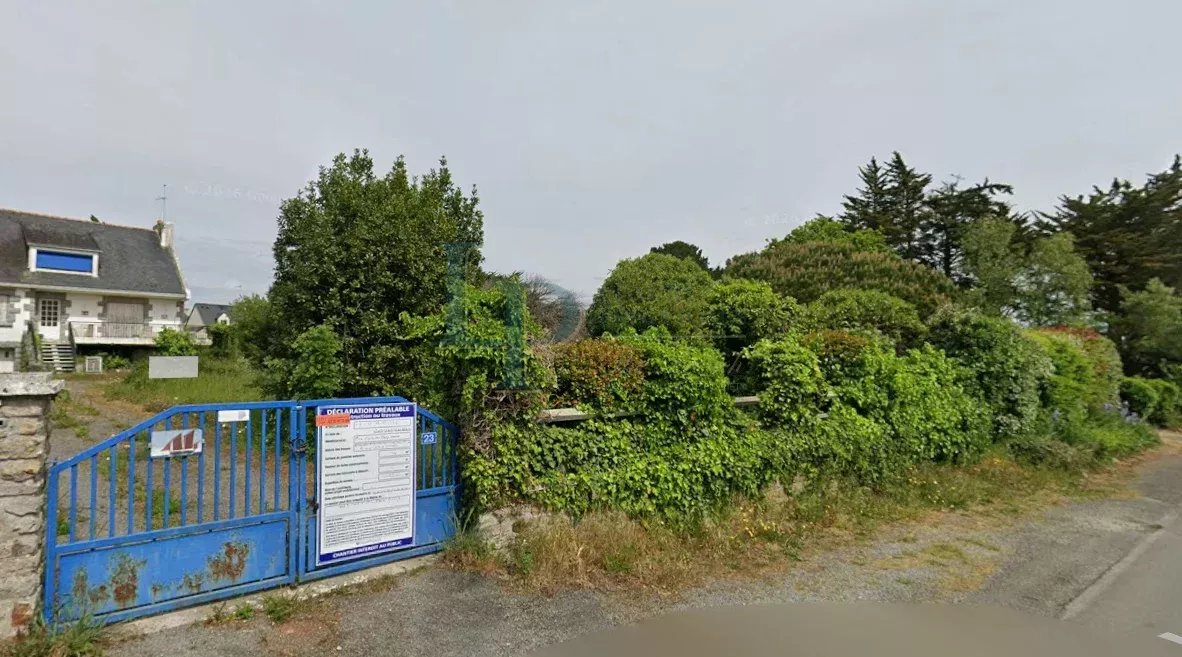 Terrain à bâtir de 723 m2 , accès aménagé