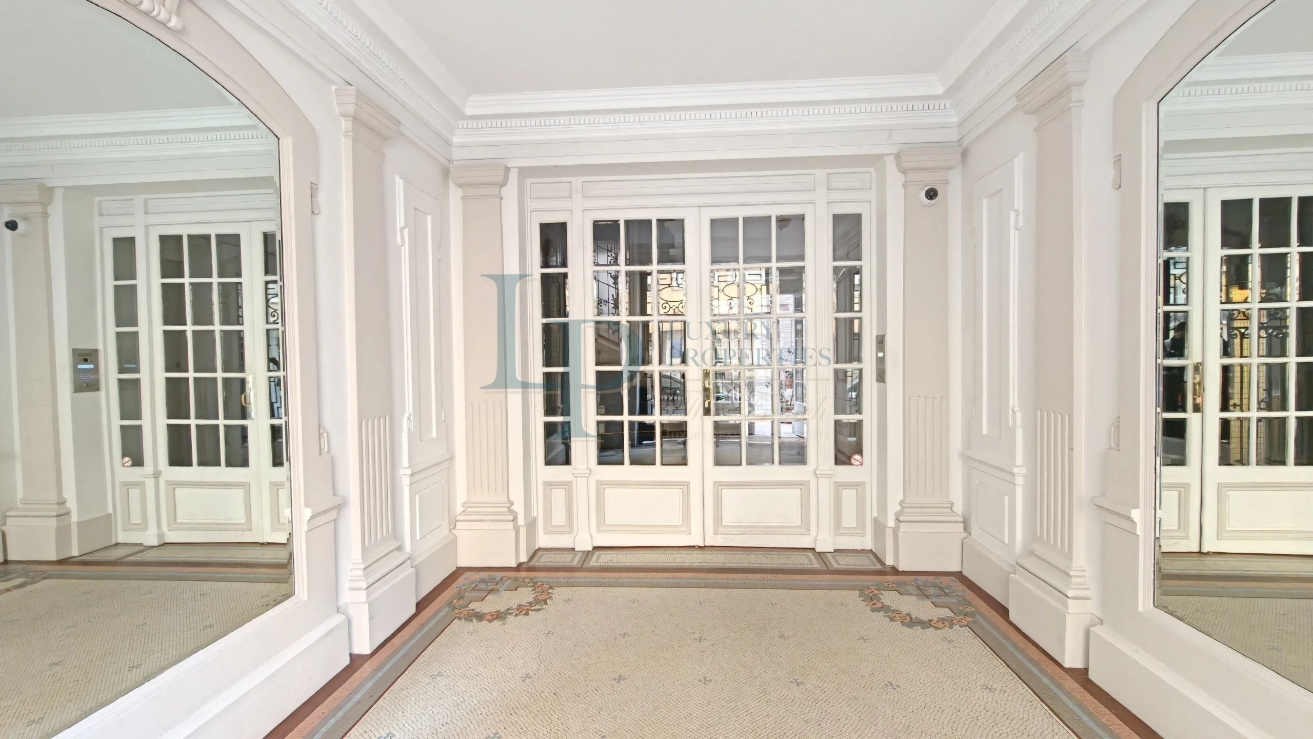 Paris 16e, Passy : 45 m² de charme ancien