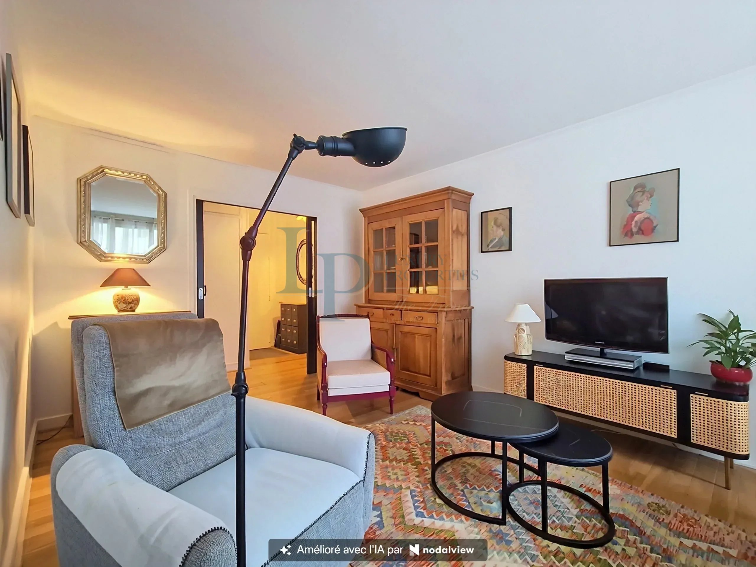 63e3d78ae21cbca16b4131e0aaaee0c6_39e8b4f08e_2560-original-49271-0.jpg Appartement 3 pièces 57.97m² Vente à Chaville