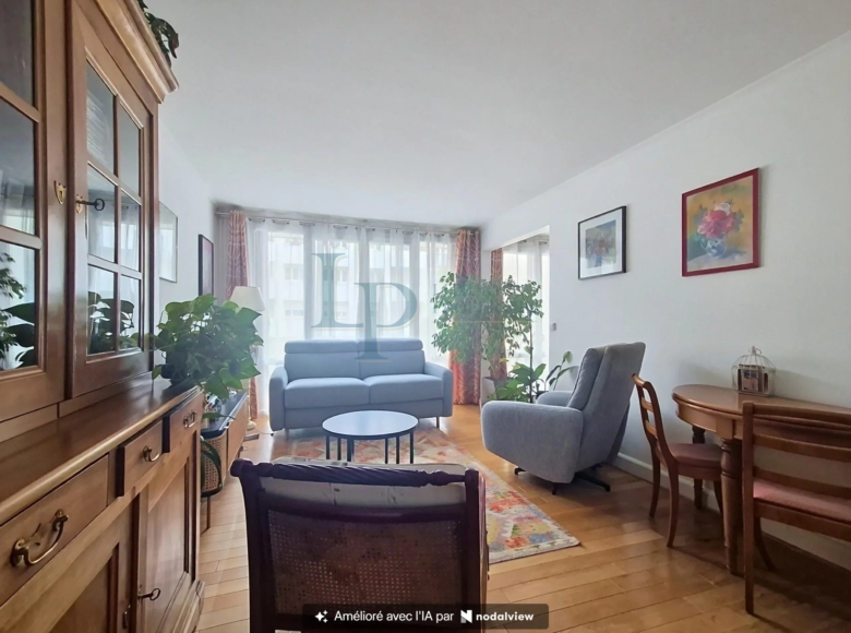 Apartment 3 rooms 57.97m²  For sale in Chaville